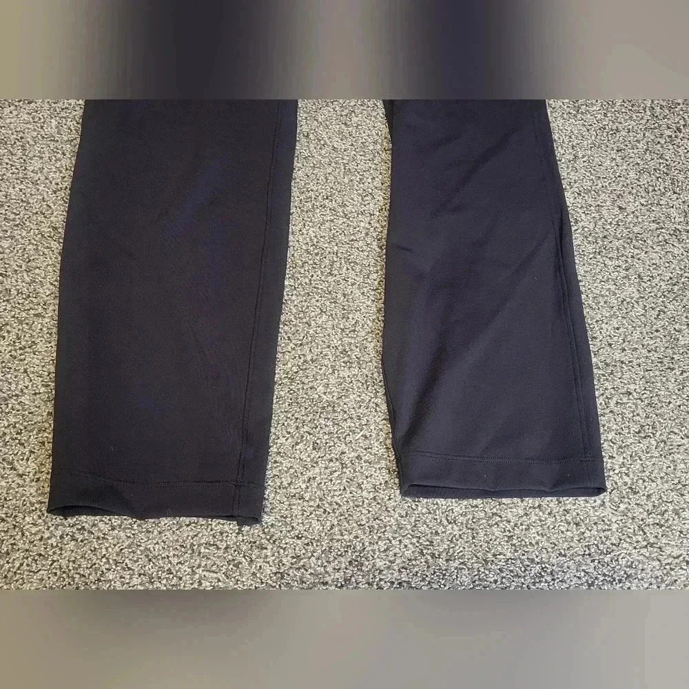 Lululemon On The Fly Pants, black size 6 - Picture 5 of 8